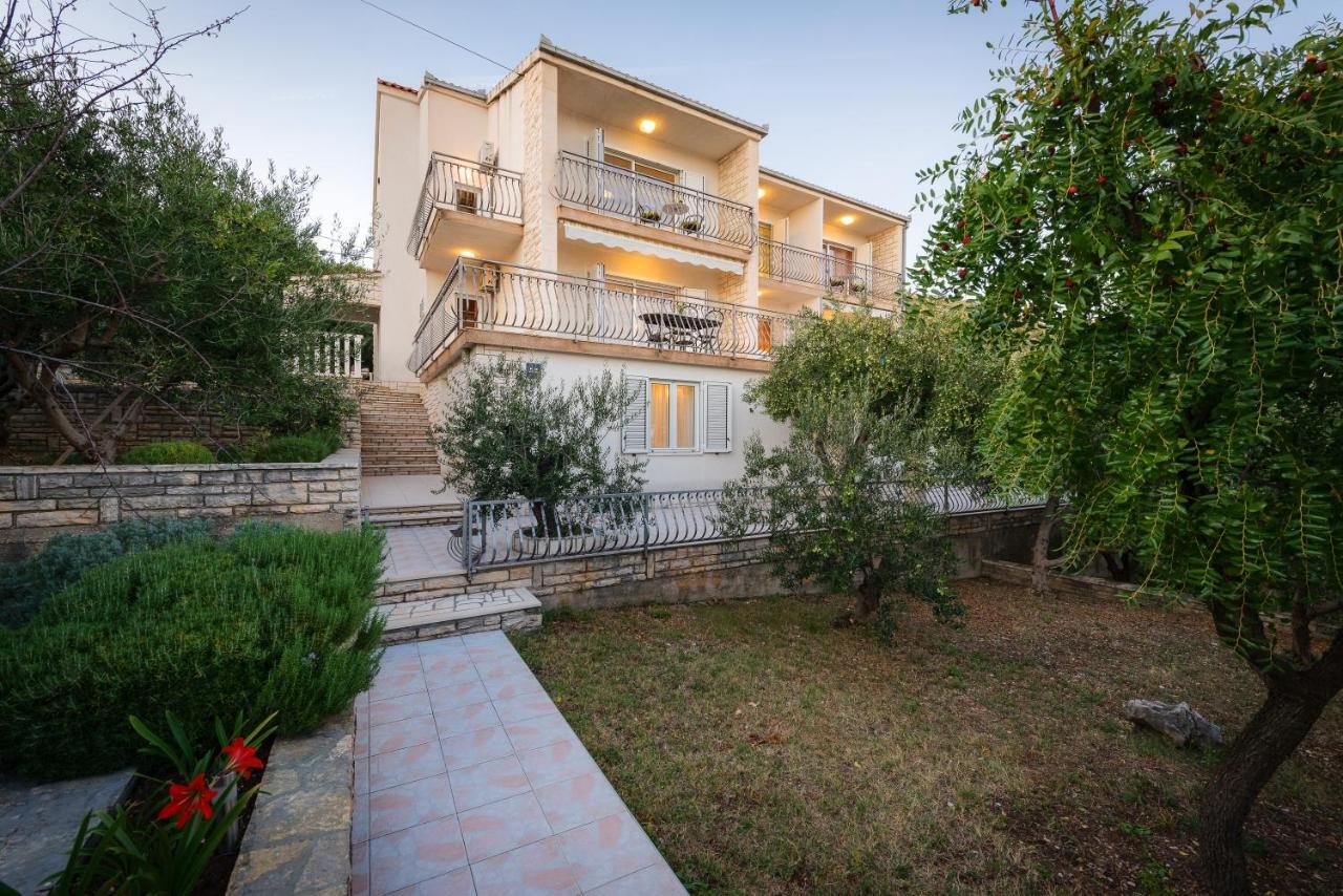 Residence Villa Irena Apartments Trogir Zewnętrze zdjęcie